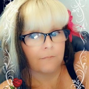 Meet your Posher, Lisa a